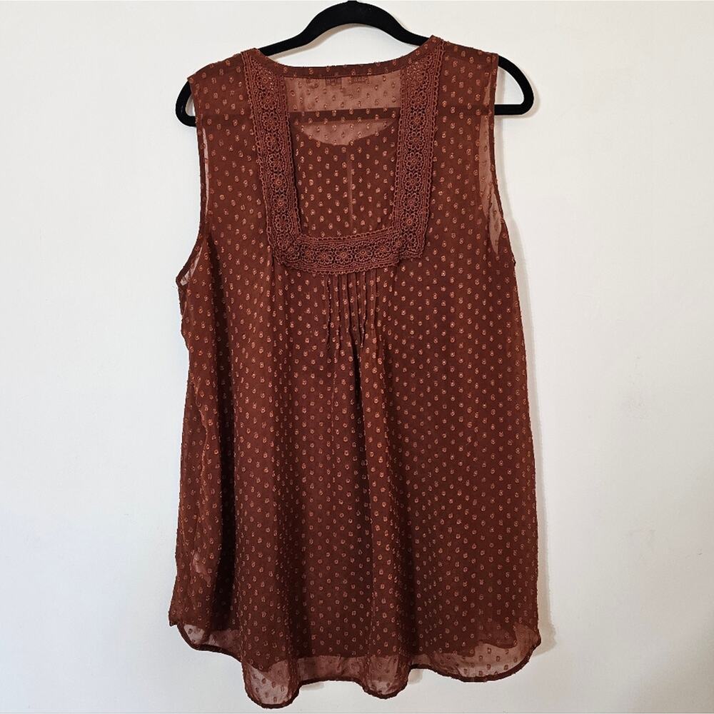 Daniel Rainn Rust Crochet Trim Sleevless Blouse - Picture 2 of 7